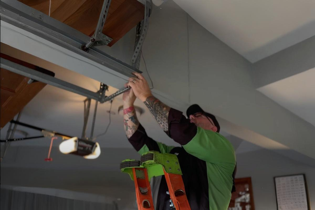 Garage Door Repair Appointment